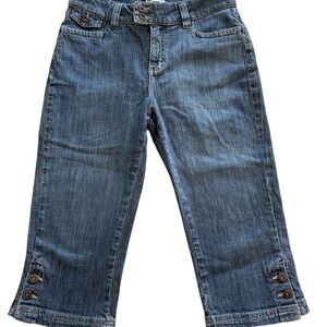 Lee Women's Cropped/Capri Blue Jeans Size 8M
